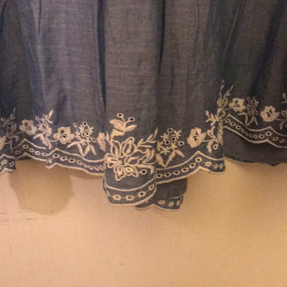 Loft Dress - Picture 2 of 3